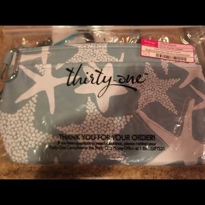 Thirty one cool clip thermal pouch